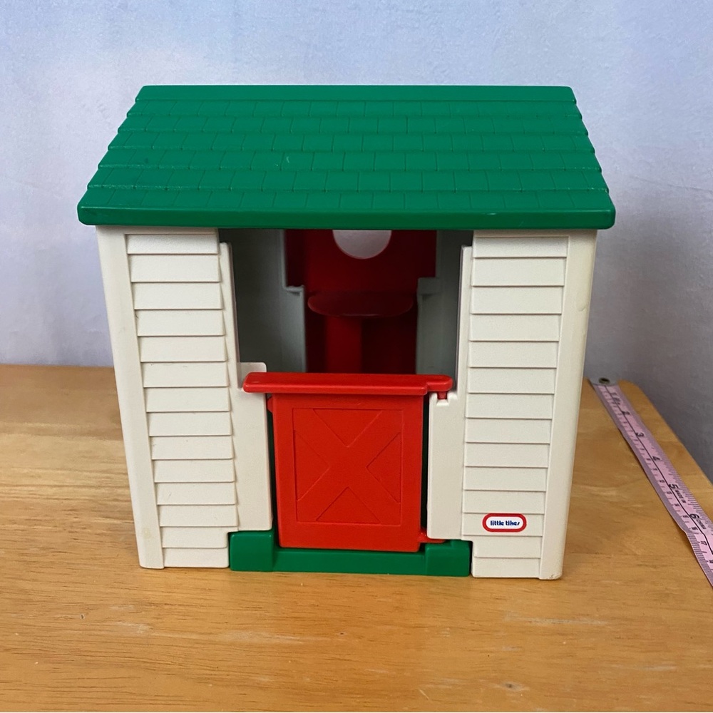 Green & Red Playhouse Door Toy